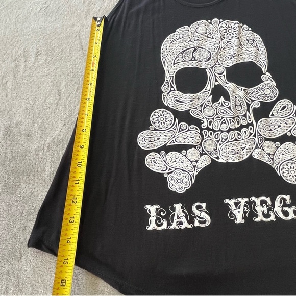 Las Vegas Skull Tank Top - Picture 8 of 8